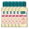 Kneipp Badolie Soft Skin AmandelbloesemDe heerlijk geurende ® Badolie Soft Skin, biedt je huid de optimale combinatie van actieve bescherming en voelbare verzorging. Met 94% zuivere amandelolie zorgt de badolie voor het behoud van de natuurlijke huidbarrière en voelt de huid weer zacht en soepel aan.Dermatologisch getestNiet parfumvrijPH NeutraalProefdiervrijVeganGeschikt voor de droge en/of gevoelige huid Gevarenaanduidingen Ontvlambaar Milieugevaarlijk Zeer licht ontvlambaar gas. Zeer licht ontvlambare aerosol. Zeer licht ontvlambare vloeistof en damp. Licht ontvlambare vloeistof en damp. Ontvlambare vaste stof. Ontvlambare aerosol. Ontvlambare vloeistof en damp. Zeer giftig voor in het water levende organismen. Zeer giftig voor in het water levende organismen, met langdurige gevolgen. Giftig voor in het water levende organismen, met langdurige gevolgen. Aanvullende informatie Hoe te gebruiken?Schroefdopje 1 keer vullen en badolie toevoegen aan het water (36-38ºC). Duur van het bad: 15-20 min. Dopje omspoelen.Cosmeticaproduct. Niet voor inwendig gebruik. Buiten het bereik van kinderen houden. Waarschuwing: Bad na het baden reinigen (voorkomt uitglijden). Restanten van de badolie verwijderen met warm water en vetoplossend schoonmaakmiddel. Ingrediënten Prunus Amygdalus Dulcis (Sweet Almond) Oil, Parfum (Fragrance), Benzyl Benzoate,PEG-40 Sorbitan Peroleate, Prunus Amygdalus Dulcis (Sweet Almond) Flower Extract, Amyris Balsamifera Bark Oil, Pogostemon Cablin Oil, Bulnesia Sarmientoi Extract (Guaiacwood Oil), Limonene, Linalool, Coumarin, Alpha-Isomethyl Ionone, Geraniol, Citral, Cinnamyl Alcohol, Citronellol, Helianthus Annuus Hybrid Oil, Tocopherol. Fabrikant informatie Merk: Ean: 4008233035185 Artikel: 1000-780 Fabrikant gegevens: Adres: Vliegend Hertlaan 49 3526 KT Utrecht Nederland Contactgegevens: Tel: 030 281 3300 Email: [email protected] Website: https://www..com Reviews Schrijf jouw review Hoe controleren en plaatsen wij reviews? Plein plaatst enkel reviews van klanten en personen die het product daadwerkelijk gebruikt hebben, ook wanneer deze negatief of neutraal is. Voordat de review geplaatst wordt controleren we handmatig of deze écht is en voldoet aan onze reviewvoorwaarden. Wanneer het product op Plein gekocht is vermelden we dat bij de review. Plein betaalt niet voor reviews, wanneer een reviewer door een andere partij is vergoed staat dit erbij vermeld. Door Elien op 1 september 2022 | Heeft dit product gekocht Deze review is geschreven bij product Badolie Soft Skin Amandelbloesem 100 ml Verrukkelijke badolie met heerlijke geur en lekkere olie geen Super lekkere badolie Oorspronkelijk geplaatst op plein.nl Door Lydia Maria op 13 mei 2020 | Heeft dit product gekocht Deze review is geschreven bij product Badolie New Energy Rozemarijn 100 ml Zalig badmoment met deze olie Lekker genieten Heerlijke geur Super zacht en voedend voor de huid Mag ietsje beterkoop daar je in verhouding meer verbruikt dan badcreme of badschuim Heerlijk relaxen en tegelijk je huid laten verwennen met deze badolie van Oorspronkelijk geplaatst op plein.nl Door Morvenna op 17 december 2014 | Heeft dit product gekocht Deze review is geschreven bij product Badolie Relaxing Lavendel 100 ml Lekkere badolie, vooral in de winter als het koud is, kan je heerlijk ontspannen. Al een paar jaar mijn favoriet. Oorspronkelijk geplaatst op plein.nl Door Els op 11 december 2014 | Heeft dit product gekocht Deze review is geschreven bij product Badolie Refreshing Eucalyptus 100 ml Heerlijk na een week drukte Frisse geur Lichaam en geest komen tot rust erg lekkere badolie. Als ik het een weekje druk gehad heb kan ik altijd heerlijk relaxen door de frisse geur. Echt een aanrader Oorspronkelijk geplaatst op plein.nl Bekijk alle reviews 6x Badolie Soft Skin Amandelbloesem 100 ml