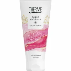 Therme Shower Satin Saigon Pink LotusOntwikkel je spirituele groei en prikkel je zintuigen met deze luxe wellness beleving. Saigon Pink Lotus Shower Satin is een milde verzorgende douchegel. Geniet van de subtiele bloemengeur van roze lotus gecombineerd met warme amber en zoete vanille.Langaanhoudende geurVoor een zacht huidgevoelVeganTube gemaakt van gerecycled plasticSubtiele geur van roze lotusMilde reiniging Aanvullende informatie GebruikDe douchegel zacht inmasseren op een vochtige huid. Vervolgens goed afspoelen.Ingrediëntenaqua, sodium laureth sulfate, cocamidopropyl betaine, parfum, coco-glucoside, disodium laureth sulfosuccinate, glyceryl oleate, glycol distearate, sodium chloride, glycerin, nelumbo nucifera flower extract, amber extract, tocopherol, hydrogenated palm glycerides citrate, glycine, sodium ferrocyanide, benzyl salicylate, hexyl cinnamal, linalool, alpha-isomethyl ionone, citronellol, coumarin, sodium benzoate, potassium sorbate, citric acid, tetrasodium iminodisuccinate, ci 16035, ci 17200. Ingrediënten Aqua, Sodium Laureth Sulfate, Cocamidopropyl Betaine, Parfum, Coco-Glucoside, Disodium Laureth Sulfosuccinate, Glyceryl Oleate, Glycol Distearate, Sodium Chloride, Glycerin, Nelumbo Nucifera Flower Extract, Amber Extract, Tocopherol, Hydrogenated Palm Glycerides Citrate, Glycine, Sodium Ferrocyanide, Benzyl Salicylate, Hexyl Cinnamal, Linalool, Alpha-Isomethyl Ionone, Citronellol, Coumarin, Sodium Benzoate, Potassium Sorbate, Citric Acid, Tetrasodium Iminodisuccinate, CI 16035, CI 17200. Fabrikant informatie Merk: Ean: 8714319237294 Artikel: 1037-939 Fabrikant gegevens: Remark Groep Adres: Industrieweg 24 7949 AK Rogat Nederland Contactgegevens: Tel: 0522 442 224 Email: [email protected] Website: https://www.remarkgroep.nl Reviews Schrijf jouw review Hoe controleren en plaatsen wij reviews? Plein plaatst enkel reviews van klanten en personen die het product daadwerkelijk gebruikt hebben, ook wanneer deze negatief of neutraal is. Voordat de review geplaatst wordt controleren we handmatig of deze écht is en voldoet aan onze reviewvoorwaarden. Wanneer het product op Plein gekocht is vermelden we dat bij de review. Plein betaalt niet voor reviews, wanneer een reviewer door een andere partij is vergoed staat dit erbij vermeld. Door Natascha op 27 april 2025 | Heeft dit product gekocht Goeie aanbieding Ruikt heerlijk Goedkoper dan in de winkel Heb meteen een voorraadje aangelegd Zoveel keuze stress Heerlijke douchegel voor een goede prijs. Oorspronkelijk geplaatst op plein.nl Door Annemymk op 9 december 2018 | Heeft dit product gekocht Ruikt zo lekker Snel op Deze ruikt echt zo lekker. Dit is echt mijn favoriet! Oorspronkelijk geplaatst op plein.nl Door Marielle op 29 november 2018 | Heeft dit product gekocht Zachte douchegel Smeert fijn Heerlijke geur Deze douchegel voelt heel zacht aan en smeert fijn. Heerlijke geur, zacht en fris tegelijk. Oorspronkelijk geplaatst op plein.nl Door Ninkevds op 28 november 2018 | Heeft dit product gekocht Fijne geur Blijft lang hangen Maar weinig zeep nodig Fijne gel waarvan de geur lang blijft hangen. Oorspronkelijk geplaatst op plein.nl Door Anouk op 27 november 2018 | Heeft dit product gekocht Lekkere douchegel en geur blijft lekker lang hangen. Oorspronkelijk geplaatst op plein.nl Bekijk alle reviews Shower Gel Saigon Pink Lotus 200 ml