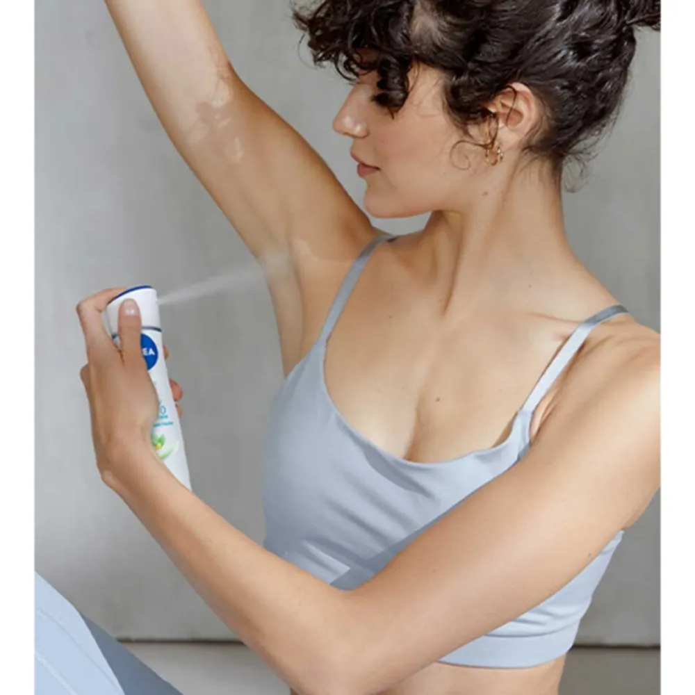 NIVEA 6x Deodorant Spray Pure & Natural Jasmine 150 ml