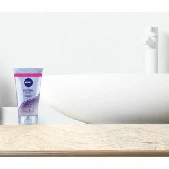 NIVEA 6x Gel Extra Strong 150 ml